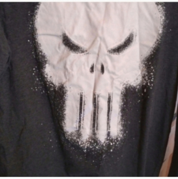 Marvel Punisher Graphic Gray White Long Sleeve Shirt Men's S Streetwear Casual - Picture 3 of 5
